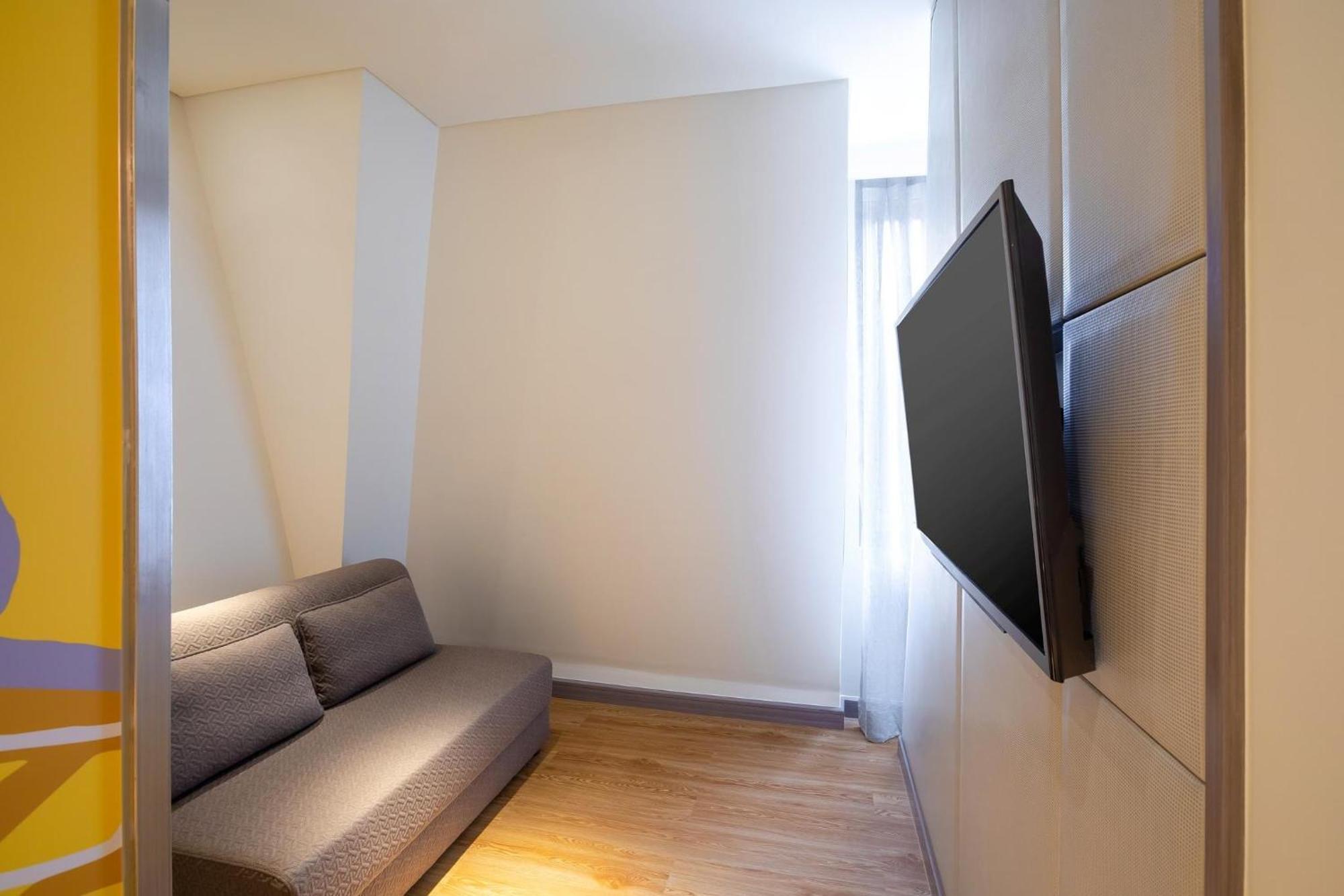 Ibis Styles Siem Reap Hotel Bagian luar foto